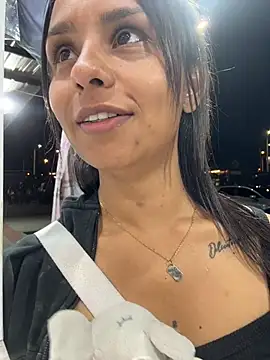 j_loren (F young) - Please destroy my pussy 🥵🔥💦