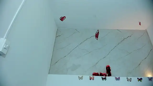 pretty_ariiel webcam