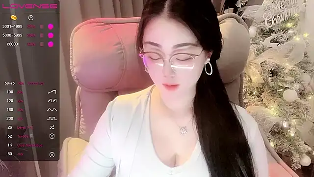 Monica-666888- webcam