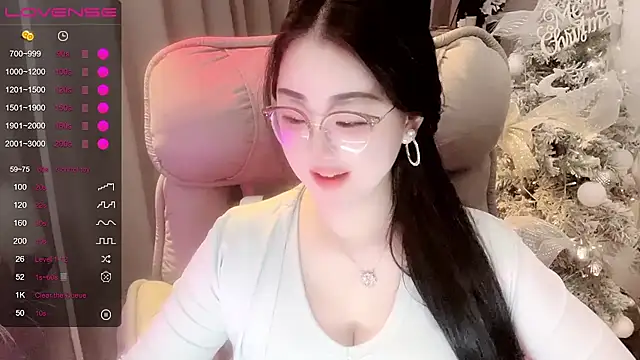 Monica-666888- webcam