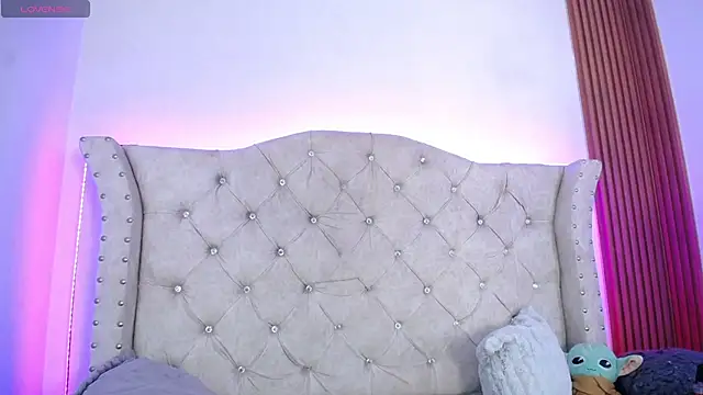 Elizabeth_Evans1 webcam