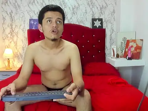 Alejandra_and_James_ live sex cam