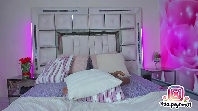 mia_peyton webcam