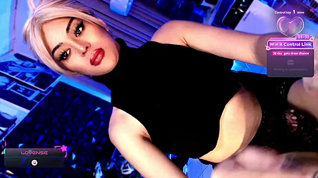 KYLIE_SHEMALE webcam