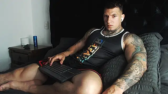 Shane_Clay webcam