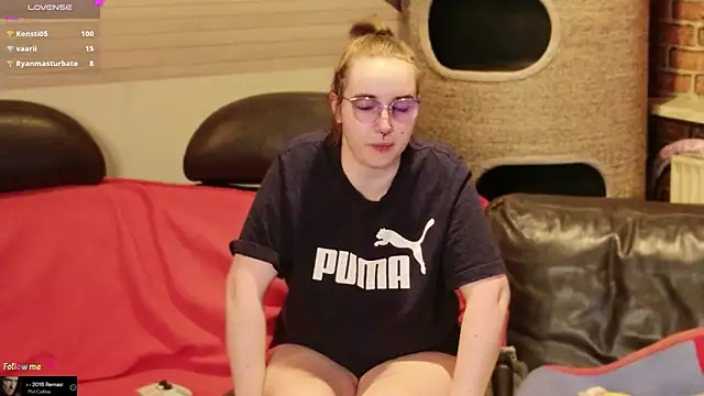 GamerGirl_Eve webcam