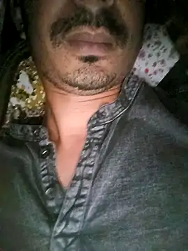 dreamtoungelick69 webcam