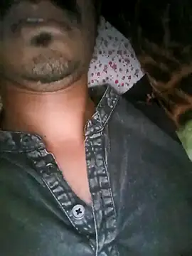 dreamtoungelick69 webcam