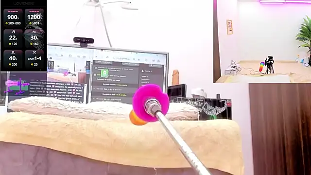 Paulina_Davis_ webcam