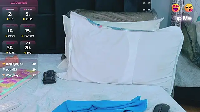 EbonyCoWorker webcam