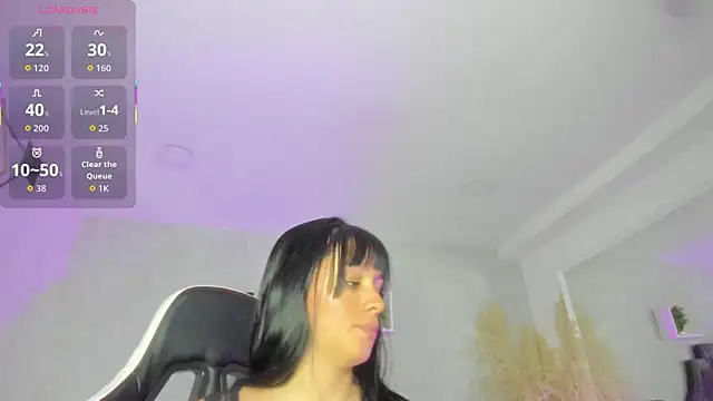 emiliarose_ - EmiliaRose_'s free webcam - UK Sex Cams