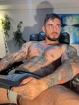 DimitriSullivan_'s live cam