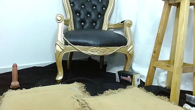 hilaryythompson webcam