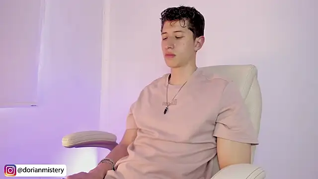 Dorianmistery2322_ webcam