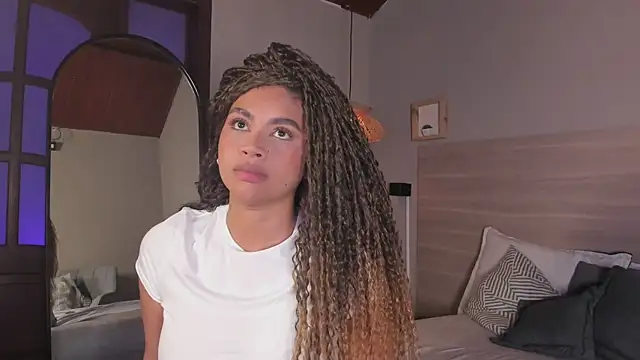 nayah__ live sex cam