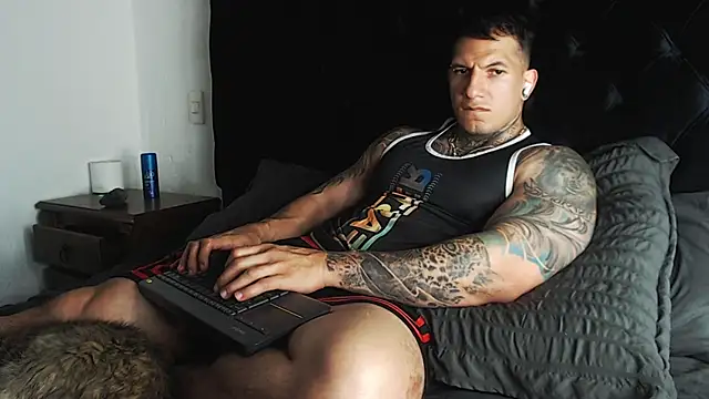 Shane_Clay webcam