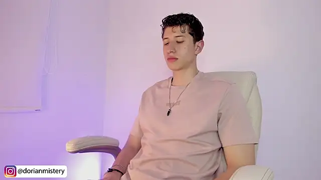 Dorianmistery2322_ webcam