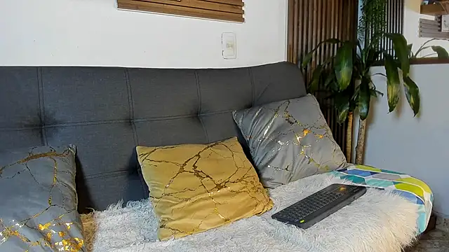 elliot_colton webcam