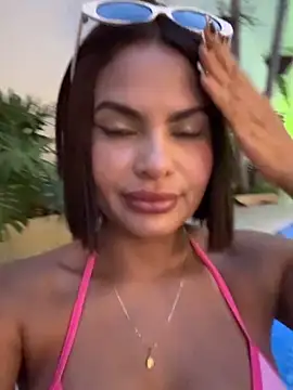 Irina_Velvett webcam