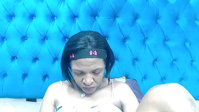 SpicyQueenxxxx webcam