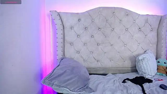 Elizabeth_Evans1 webcam