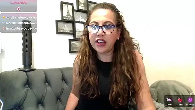 MirandaLatinaLovely webcam