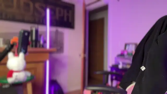 SpaceCowWhore webcam