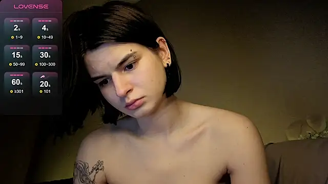 lololozhechka webcam