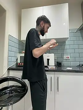 Juliann69Ramiro webcam