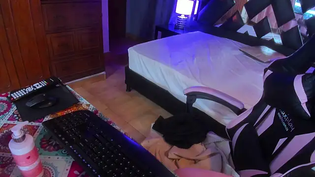 michell_sweetiee webcam