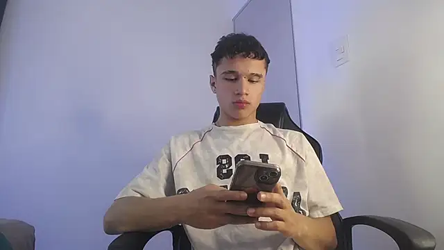 Dominik_Souza webcam