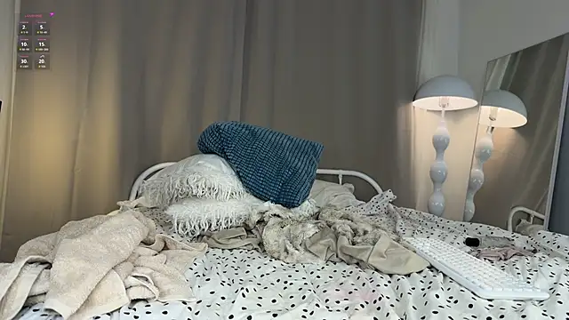 JuicySweetBliss webcam