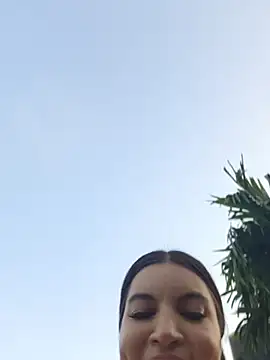 Pretty_Julieta webcam