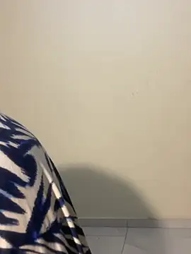 Webcam Model (Cardiebae89)  is live.Free join now!