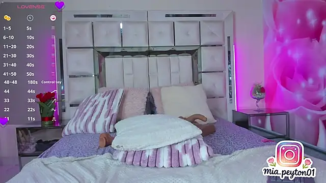 mia_peyton webcam