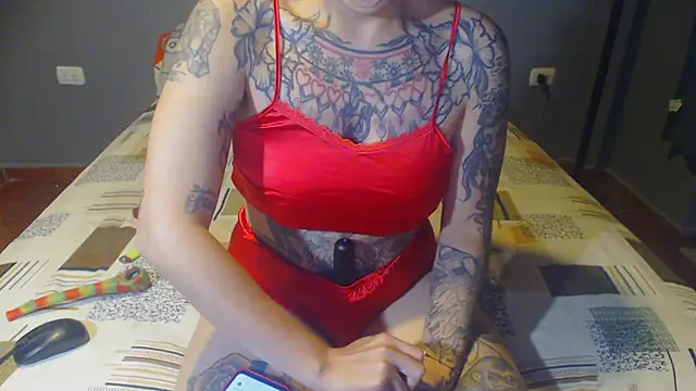 Tattoodreams_lucy webcam
