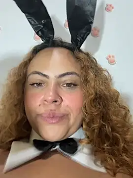 Chloe_Leaozinho webcam