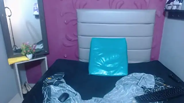 casandraroberthrs707 webcam