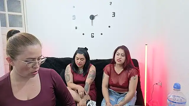 lesb_milf webcam