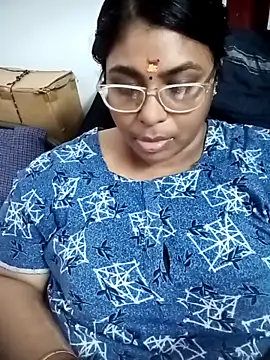 deepika-mallus webcam