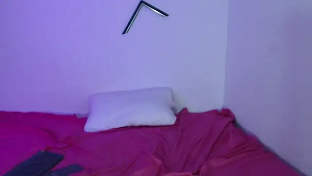 Scarlett_Cherry_ webcam