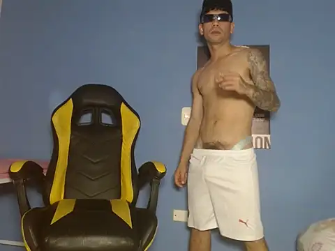 ricardo_big_cock webcam