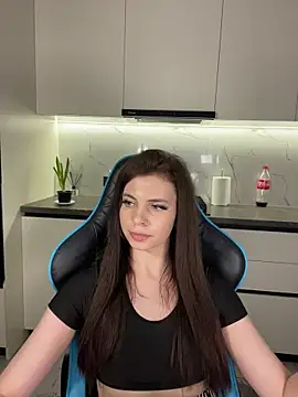 curlylara - CurlyLara's free webcam - UK Sex Cams