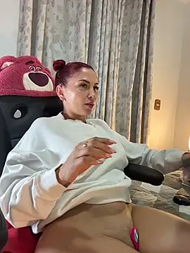 zafiro_mo0n live sex cam