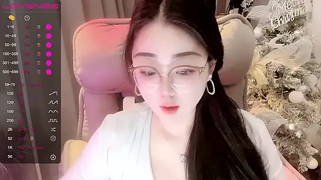 Monica-666888- webcam