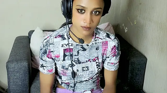 Eroticteasexoxox webcam