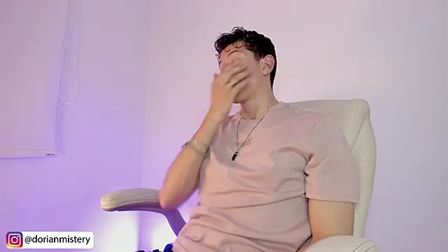 Dorianmistery2322_ webcam