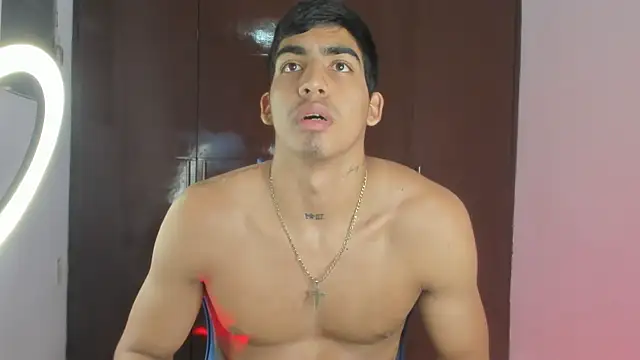 Milo_LatinBoy webcam