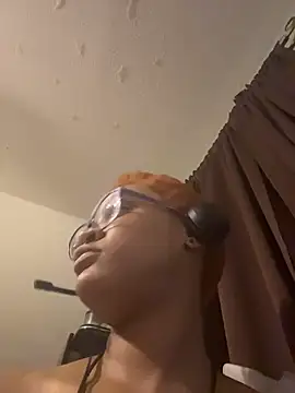 nickytheehawtie webcam