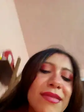 Webcam Model (-TheCatCrazy-)  is live.Free join now!